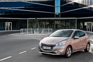 Notícia – 300.000ª unidade do Peugeot 208