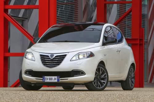 Notícia – Lancia passa a ser vendida só no mercado Italiano