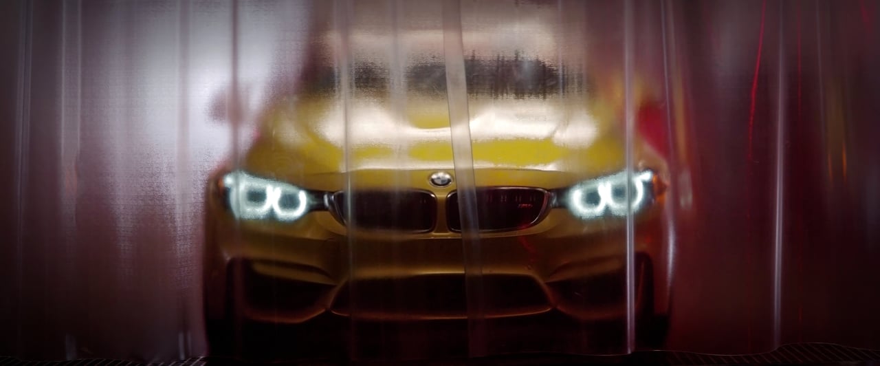 BMW mostra M4 de forma diferente