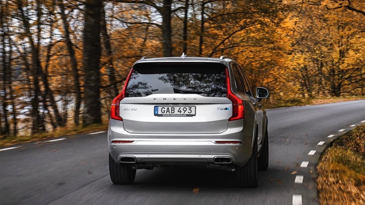 Volvo XC90 T8 recebe tratamento Polestar