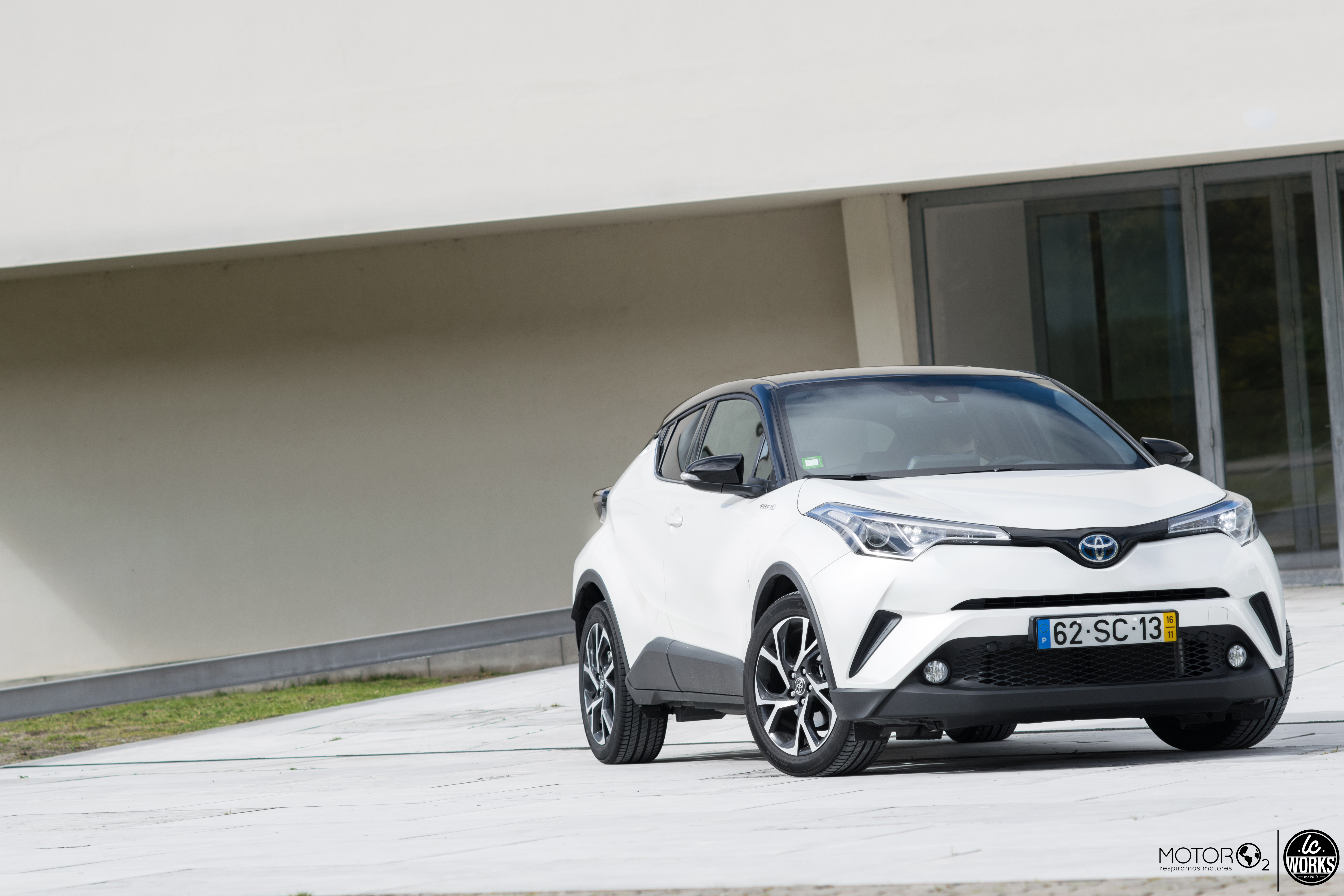 Toyota C-HR 1.8 HSD Confort + Pack Style