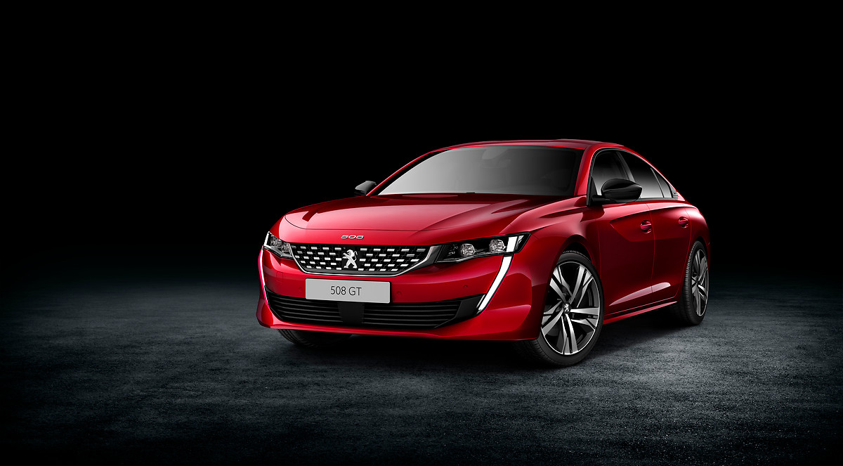 Peugeot apresenta novo 508