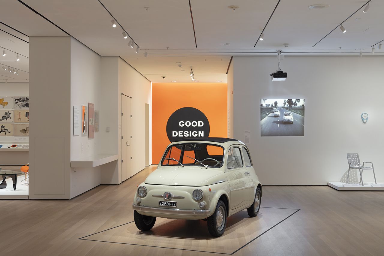 Fiat 500F em exposição no MoMA