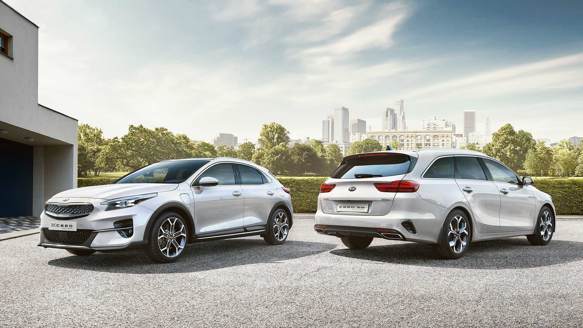 KIA prepara-se para lançar Ceed SW e XCeed PHEV