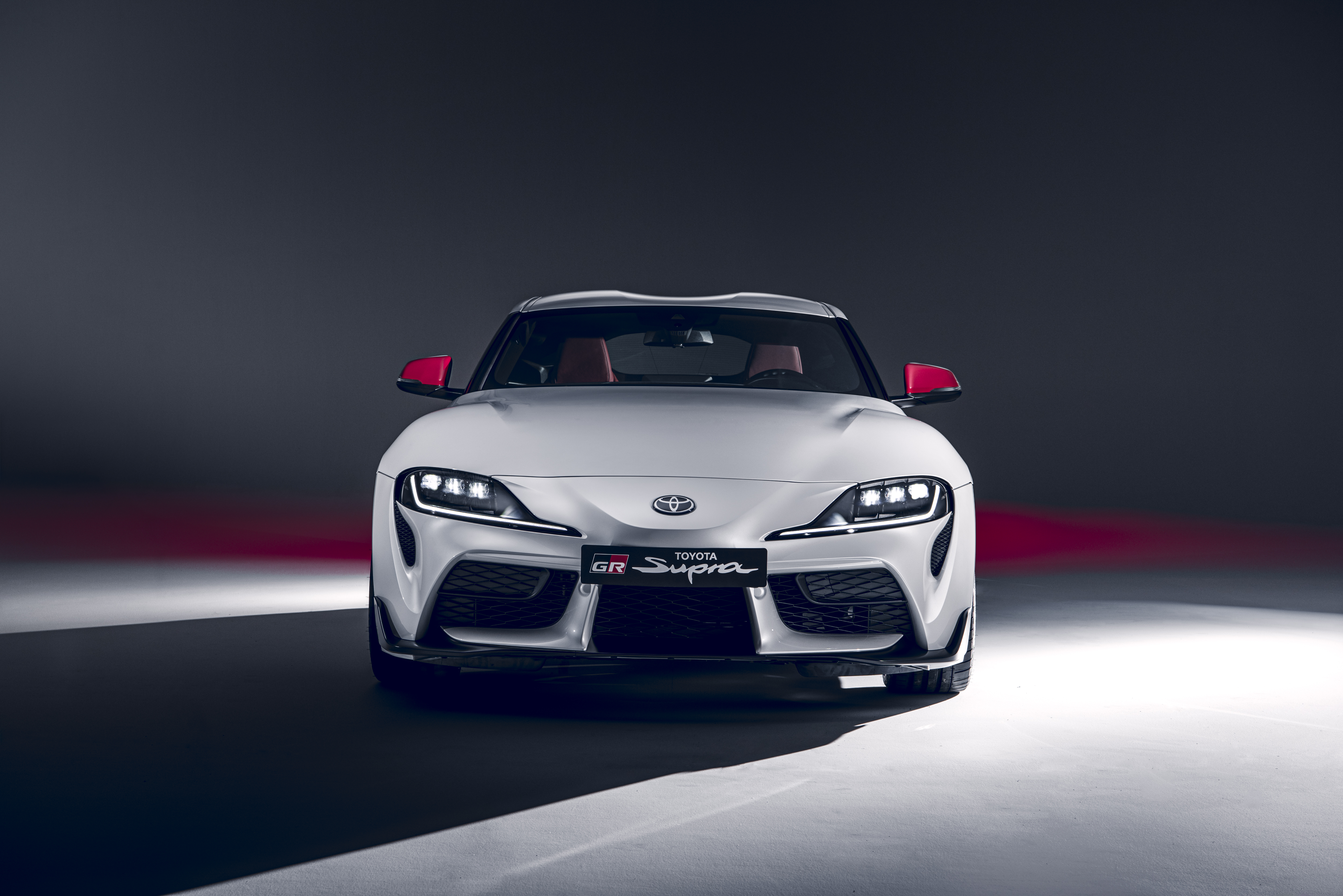 Toyota GR Supra passa a estar disponível com motor 2.0 Turbo