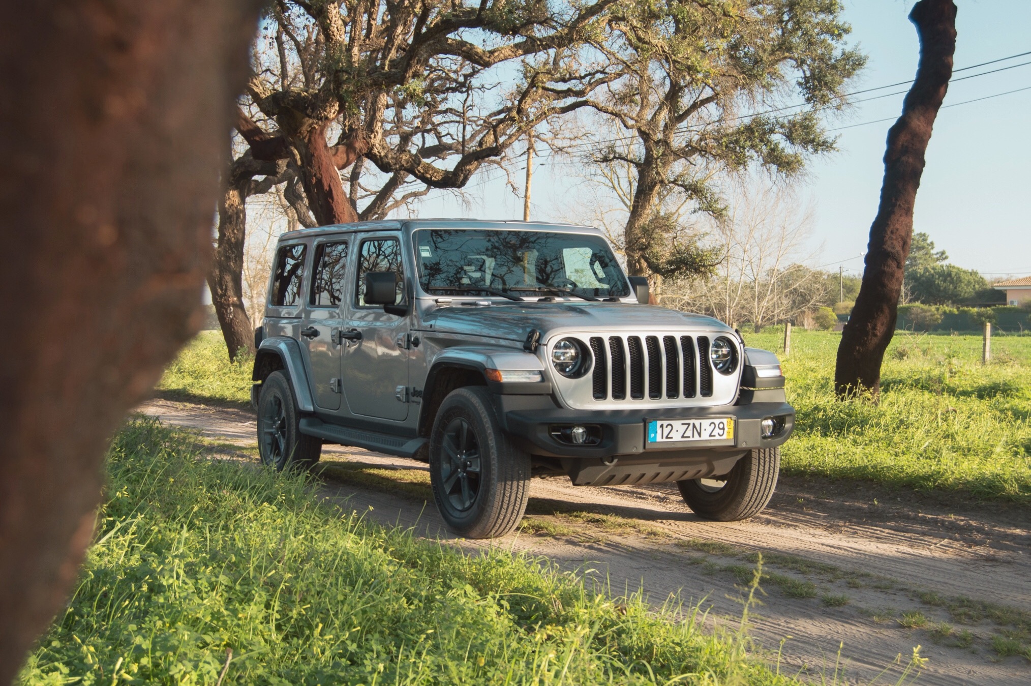 Evitei todo o alcatrão possível com o Jeep Wrangler Night Eagle