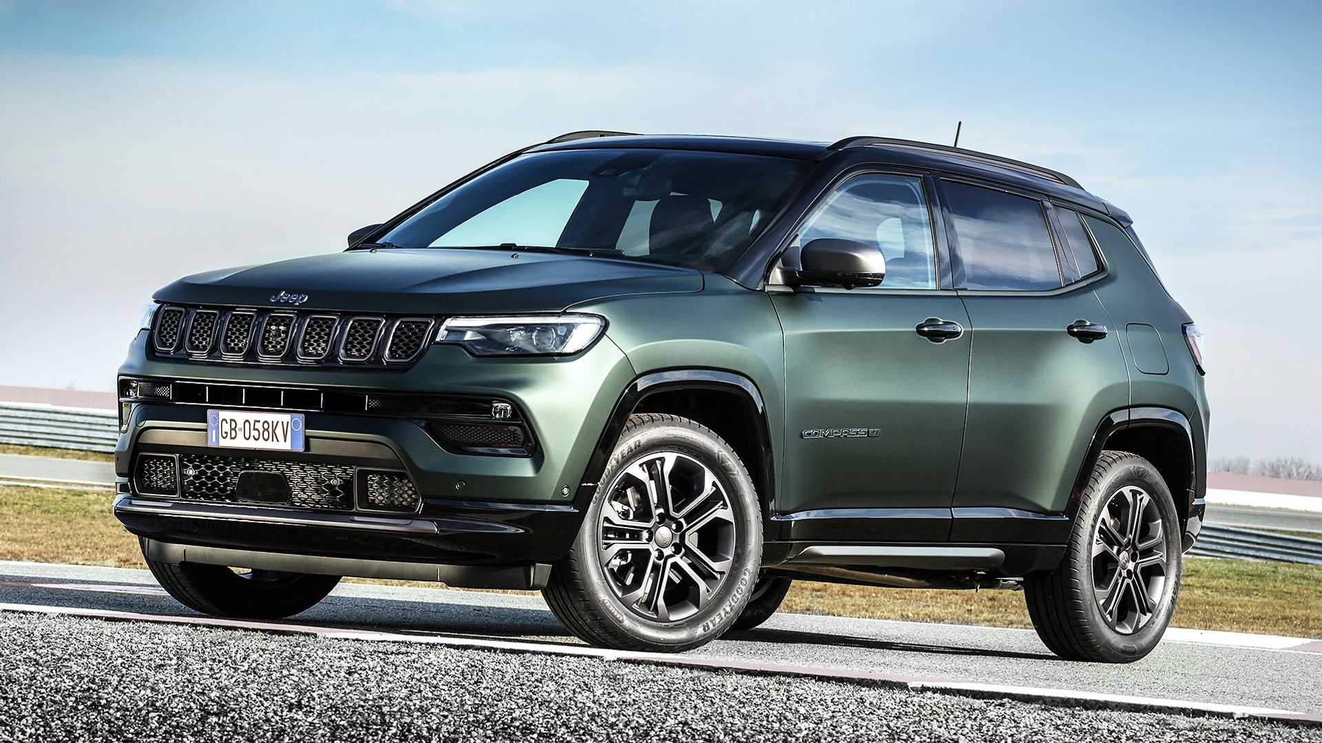 Jeep comemora 80 anos e renova o Compass