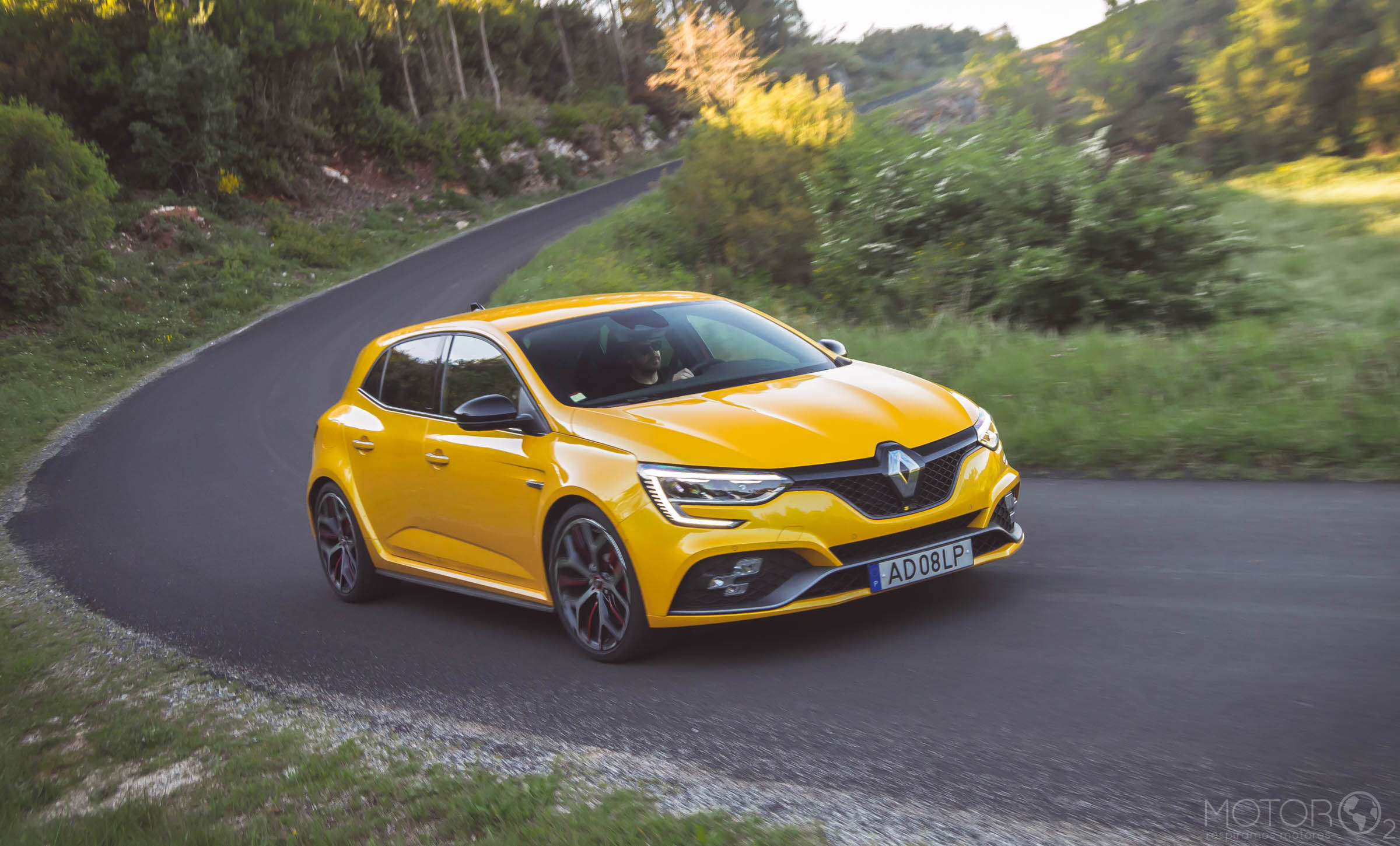 Eficácia Francesa à prova: Renault Mégane R.S. Trophy EDC