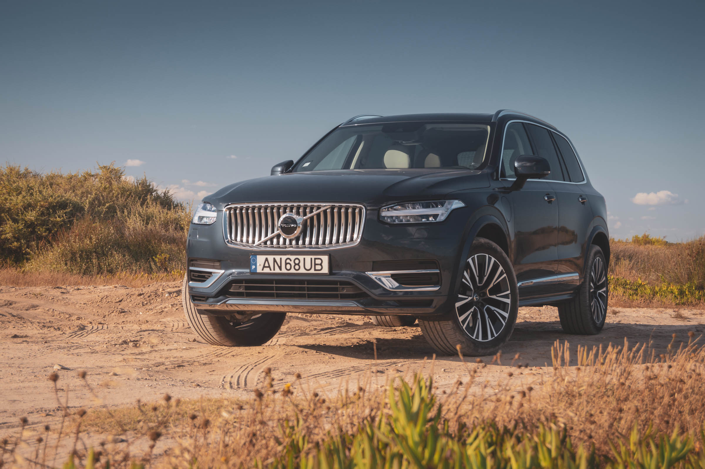 Teste ao Volvo XC90 T8 Recharge: “O maior e mais potente Volvo”